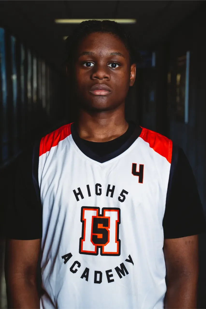 Wyatt Alexander_5”8 F Class of XX